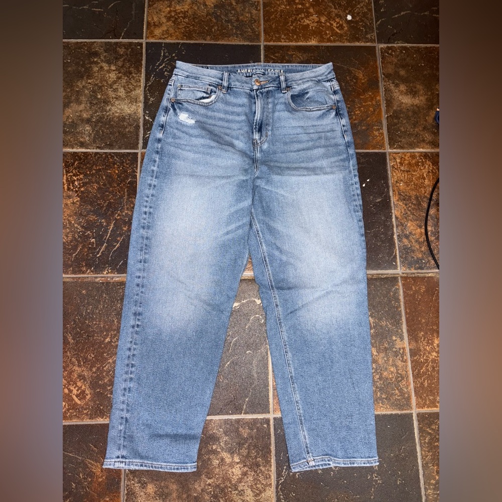 American Eagle Outfitters Light Blue Boyfriend Jeans